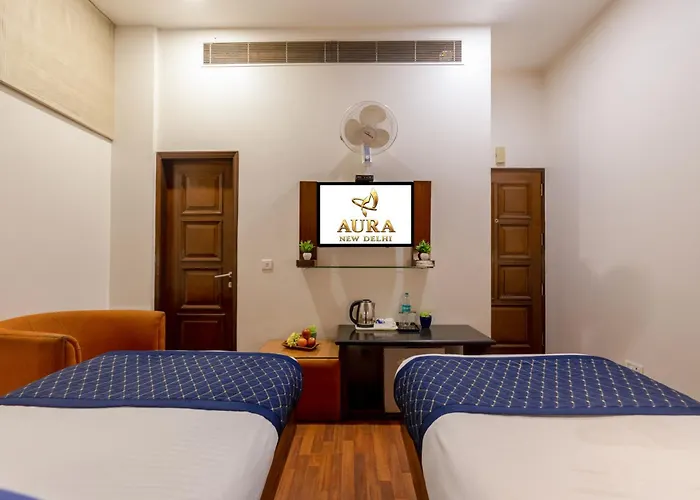 Hotel Aura - 05 Mins From New Delhi Railway Station & Connaught Place